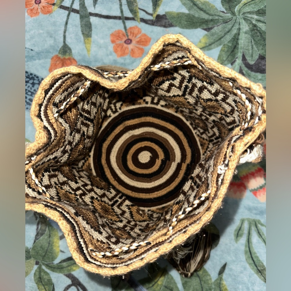 Handcrafted Geometric Patterned Crochet Bucket Bag - image 3